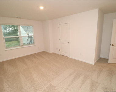 384 Freestall Drive - Photo Thumbnail 21