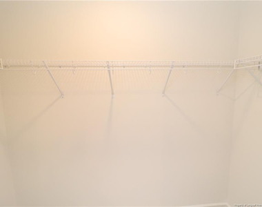 384 Freestall Drive - Photo Thumbnail 23