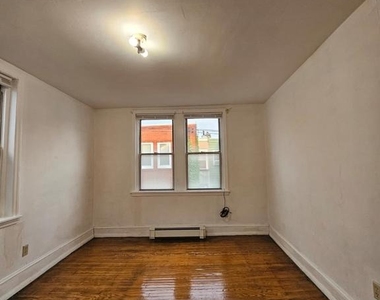 1717 S Bancroft Street - Photo Thumbnail 16