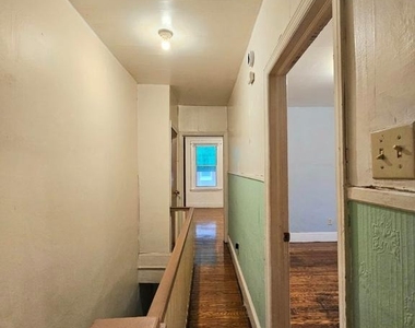 1717 S Bancroft Street - Photo Thumbnail 18