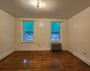 1717 S Bancroft Street - Photo Thumbnail 11