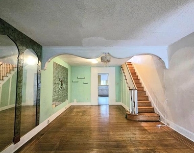 1717 S Bancroft Street - Photo Thumbnail 1