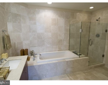 1101 Locust Street - Photo Thumbnail 8