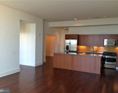 1101 Locust Street - Photo Thumbnail 1