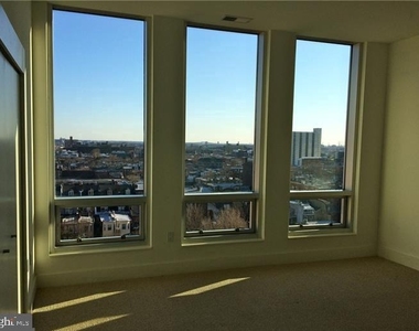 1101 Locust Street - Photo Thumbnail 5