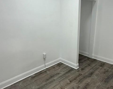 3634 N 19th Street - Photo Thumbnail 3