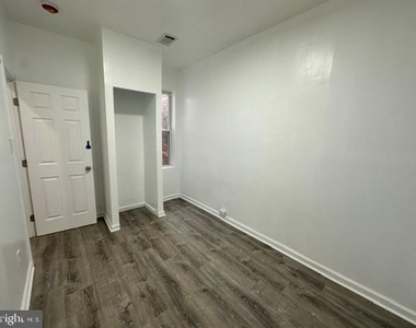 3634 N 19th Street - Photo Thumbnail 3