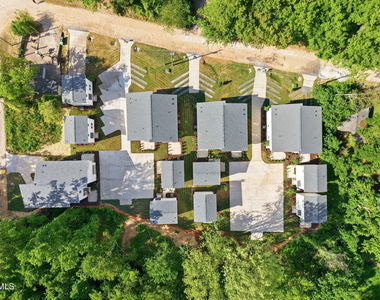 2813 Wilcox Place - Photo Thumbnail 9
