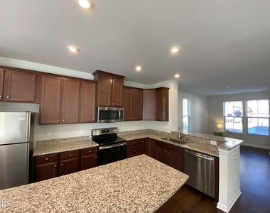2019 Whitesmith Drive - Photo Thumbnail 9