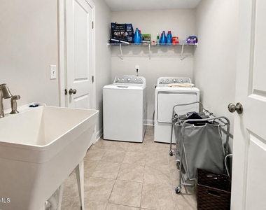 118 Faxton Way - Photo Thumbnail 18