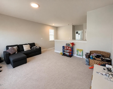 118 Faxton Way - Photo Thumbnail 31