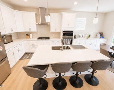 118 Faxton Way - Photo Thumbnail 37