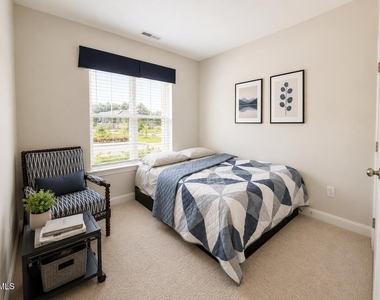 118 Faxton Way - Photo Thumbnail 10