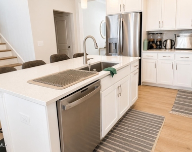 118 Faxton Way - Photo Thumbnail 38