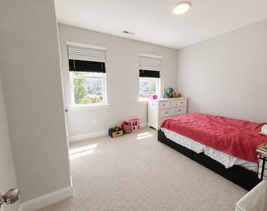118 Faxton Way - Photo Thumbnail 19