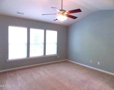 8714 Wild Magnolia Drive - Photo Thumbnail 10