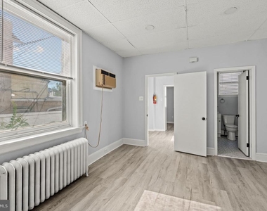 301 Cedar Street - Photo Thumbnail 10