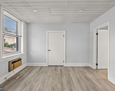 301 Cedar Street - Photo Thumbnail 20
