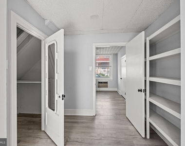 301 Cedar Street - Photo Thumbnail 13