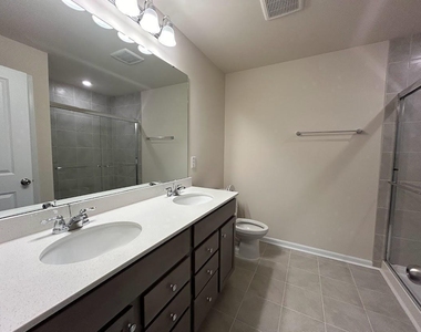 241 Ribbon Rail Street - Photo Thumbnail 21