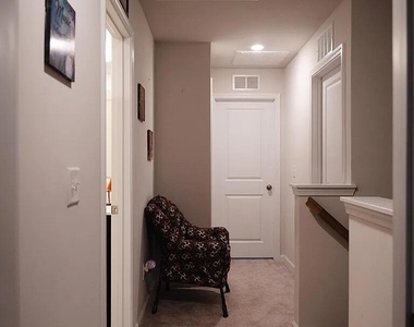 6340 Andante Avenue - Photo Thumbnail 11