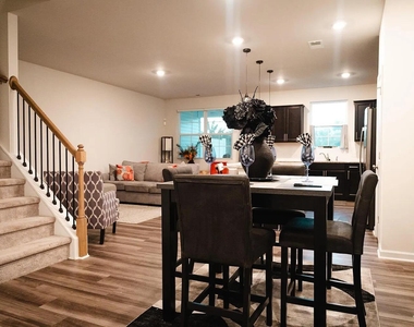6340 Andante Avenue - Photo Thumbnail 5