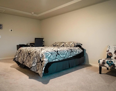 6340 Andante Avenue - Photo Thumbnail 9