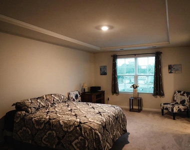 6340 Andante Avenue - Photo Thumbnail 10