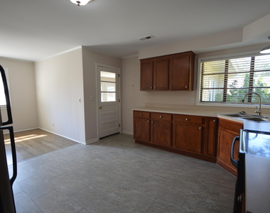 9956 Fanny Brown Road - Photo Thumbnail 12