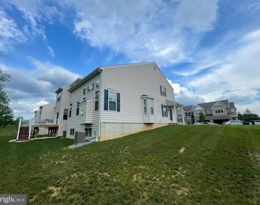 516 Gray Feather Way - Photo Thumbnail 27
