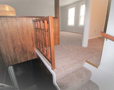375 Mt Pleasant Road - Photo Thumbnail 4