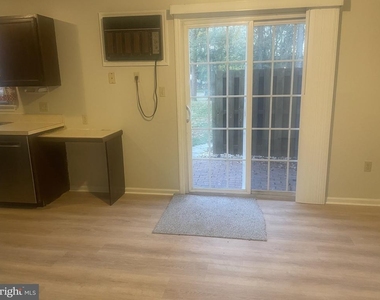 203 Cross Keys Drive - Photo Thumbnail 5