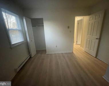 203 Cross Keys Drive - Photo Thumbnail 10