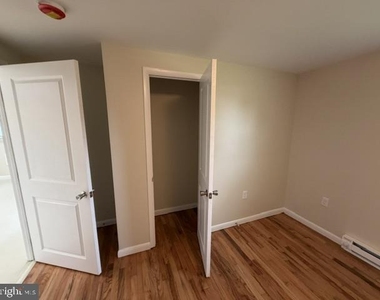 271 Redwood Drive - Photo Thumbnail 3