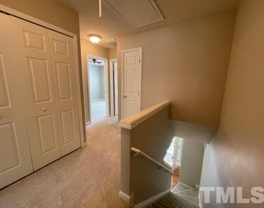 804 Walnut Woods Drive - Photo Thumbnail 14