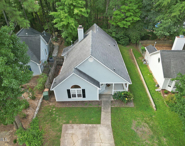 112 Buena Vista Drive - Photo Thumbnail 2