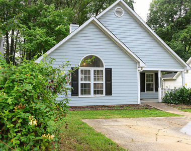112 Buena Vista Drive - Photo Thumbnail 1