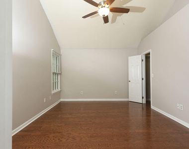 112 Buena Vista Drive - Photo Thumbnail 16