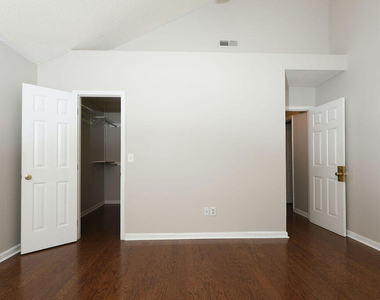 112 Buena Vista Drive - Photo Thumbnail 18