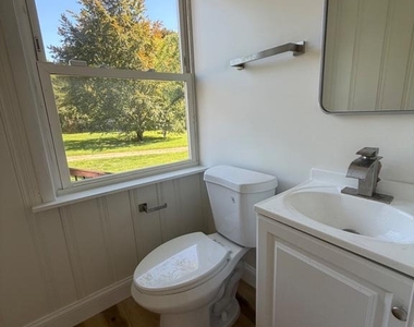1247 Phoenixville Pike - Photo Thumbnail 15
