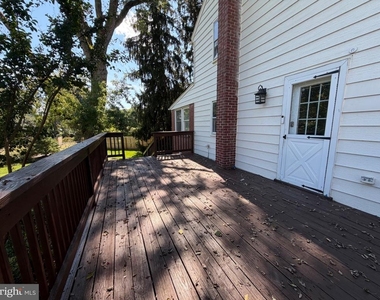 1247 Phoenixville Pike - Photo Thumbnail 2