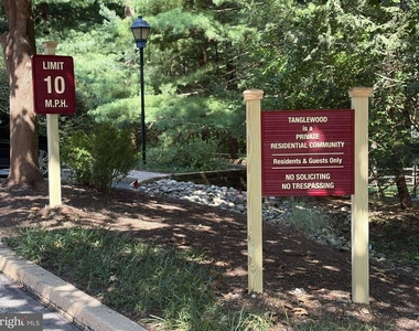302 Brighton Circle - Photo Thumbnail 35