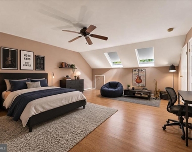 302 Brighton Circle - Photo Thumbnail 30