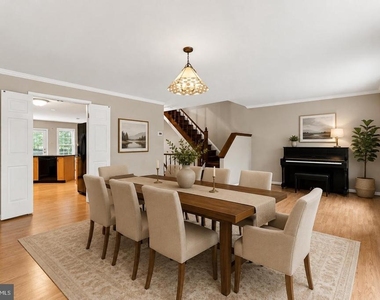 302 Brighton Circle - Photo Thumbnail 10