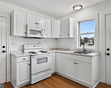133 E Gay Street - Photo Thumbnail 1