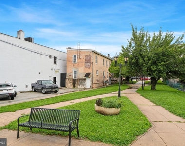 208 E Lincoln Highway - Photo Thumbnail 17