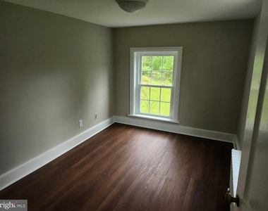 2 Steidler Lane - Photo Thumbnail 8
