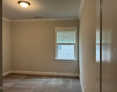 152 Canyon Gap Way - Photo Thumbnail 9