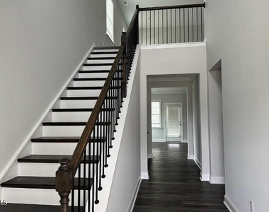 152 Canyon Gap Way - Photo Thumbnail 2