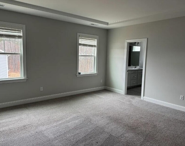 152 Canyon Gap Way - Photo Thumbnail 12
